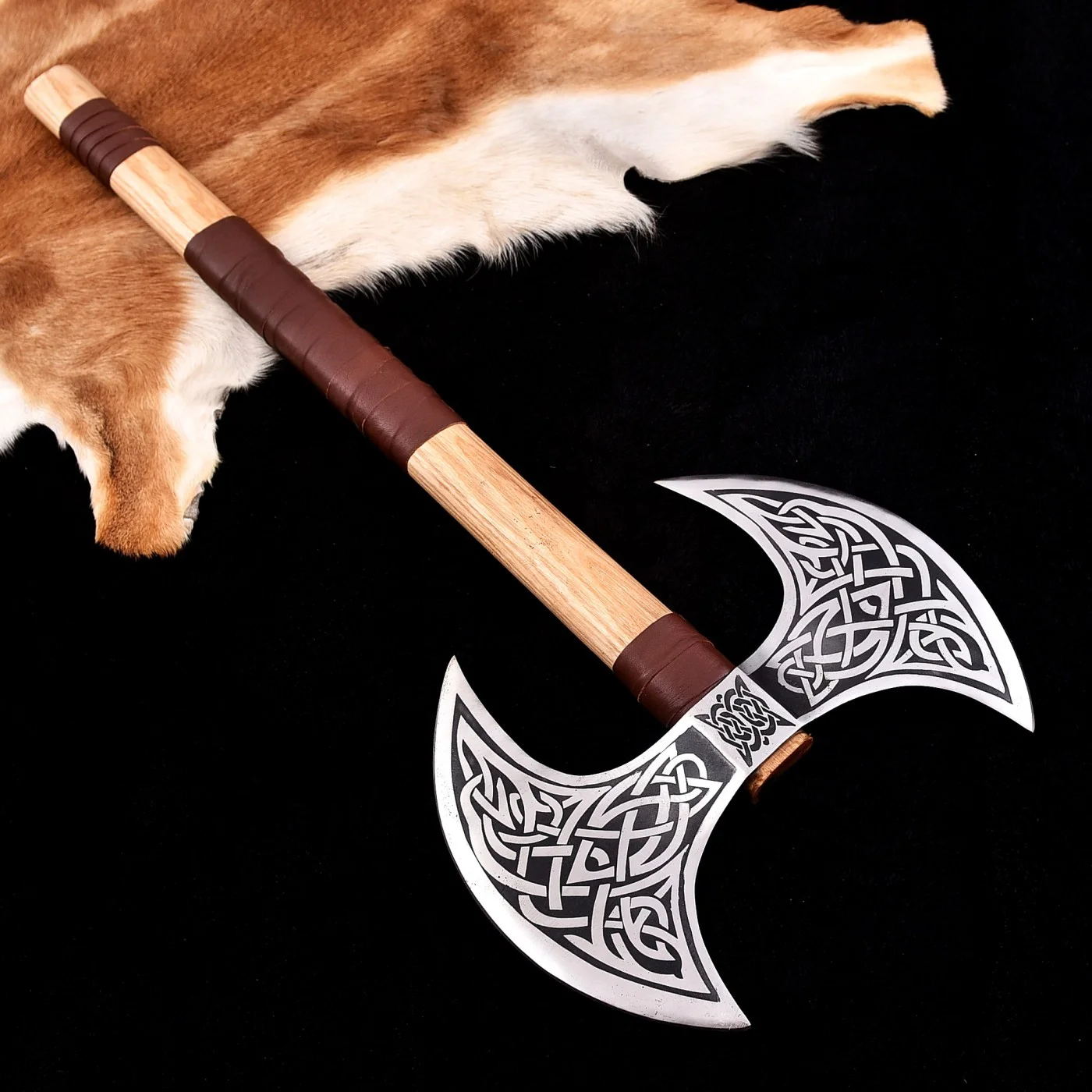 26-Inch Hand-Engraved Axe - Image 3